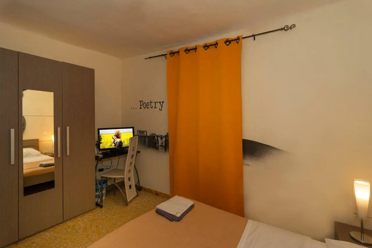 Maison Dei Miracoli Pisa Bed & Breakfast