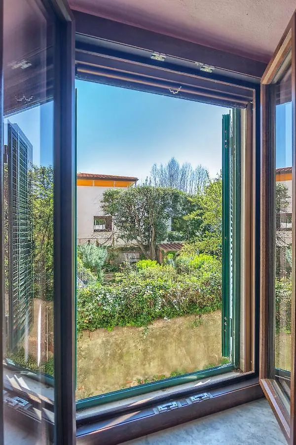 ** Bed & Breakfast Maison Dei Miracoli Pisa Italy